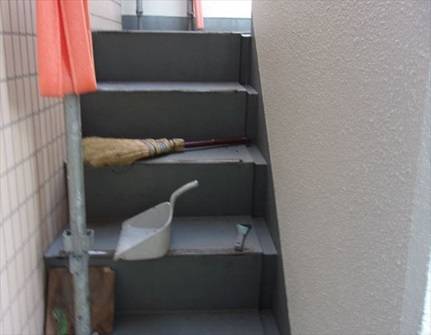階段防水工事　清掃