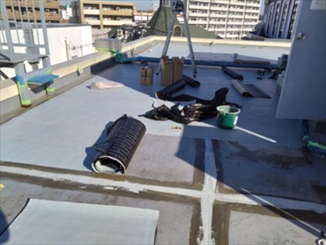 屋上防水工事　新規防水シート敷設
